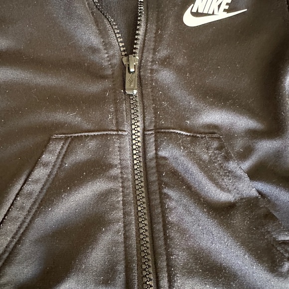 Baby Nike track suit 18-24 months- black - Picture 5 of 8